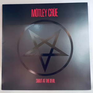 MOTLEY CRUE - SHOUT AT THE DEVIL LP